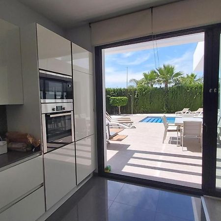 Villa ลามารีนา ภายนอก รูปภาพ