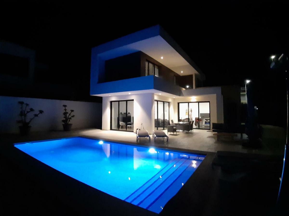 Villa ลามารีนา ภายนอก รูปภาพ